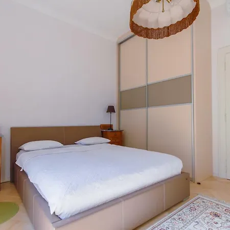Apartment Karla Opatija